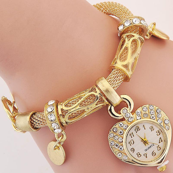 New Style Fashion Watches Women Dress Luxury Love Heart Bracelet Wristwatch