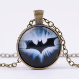 Hot! 2017 New Batman Superman For Men Three Color 25MM Round Glass Pendant Necklace Collier Hero Charm Necklace Jewelry Gift