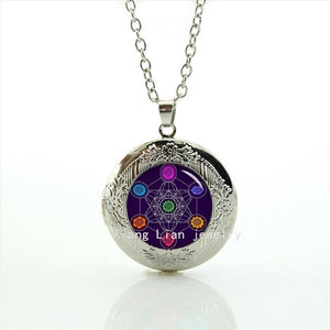 2017 Real Women Collares Collier Maxi Necklace Brand New Class Metatrons Cube Chakras Cosm Energy Centers, Locket Necklace T729